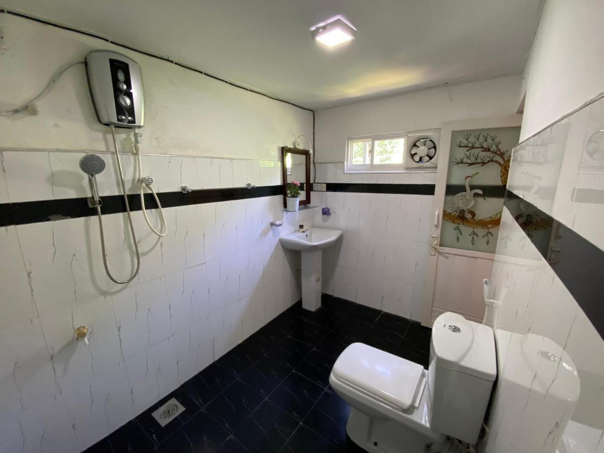 Beach Walk Hotel Unawatuna Εξωτερικό φωτογραφία