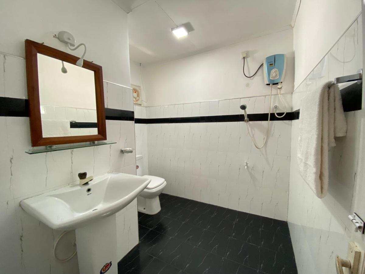 Beach Walk Hotel Unawatuna Εξωτερικό φωτογραφία